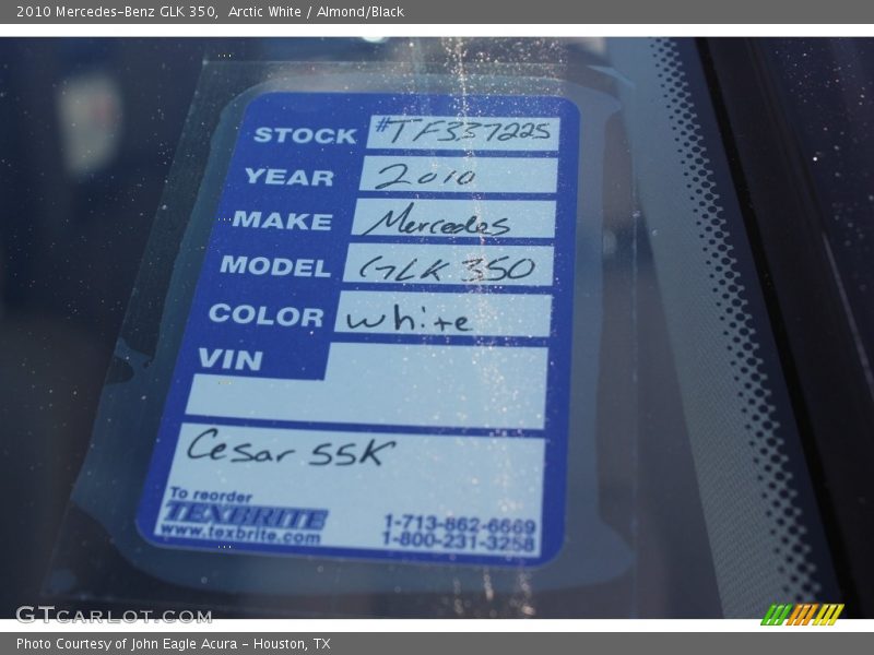 Arctic White / Almond/Black 2010 Mercedes-Benz GLK 350