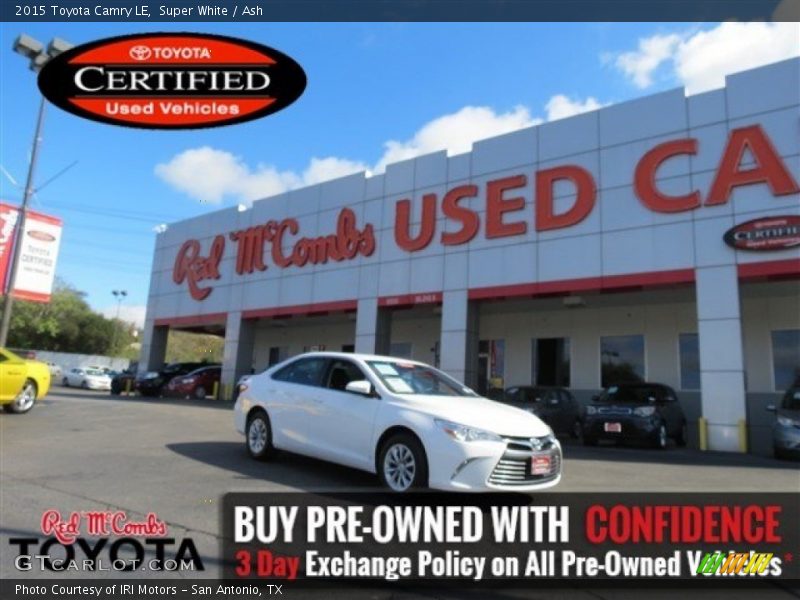 Super White / Ash 2015 Toyota Camry LE