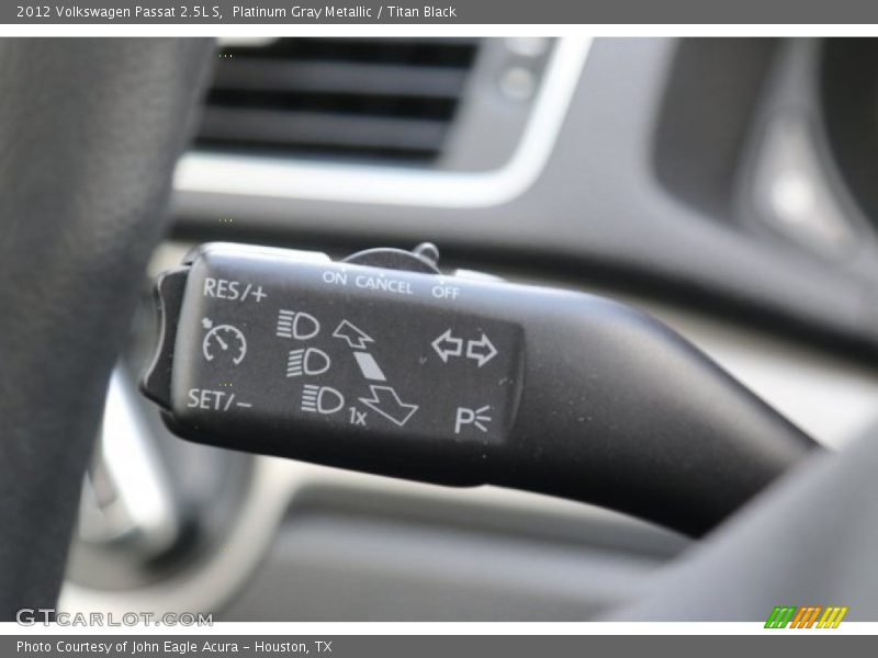 Platinum Gray Metallic / Titan Black 2012 Volkswagen Passat 2.5L S