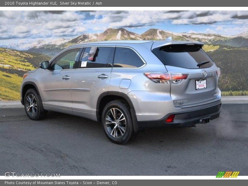 Silver Sky Metallic / Ash 2016 Toyota Highlander XLE