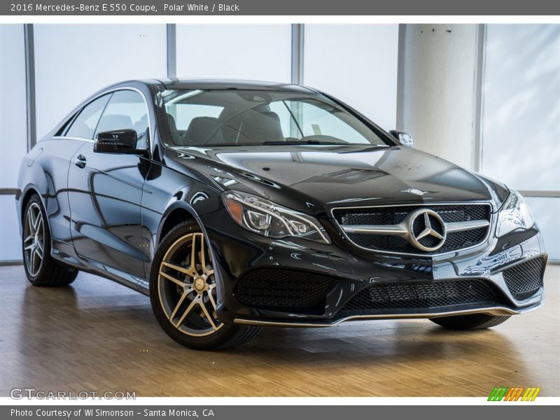 Front 3/4 View of 2016 E 550 Coupe