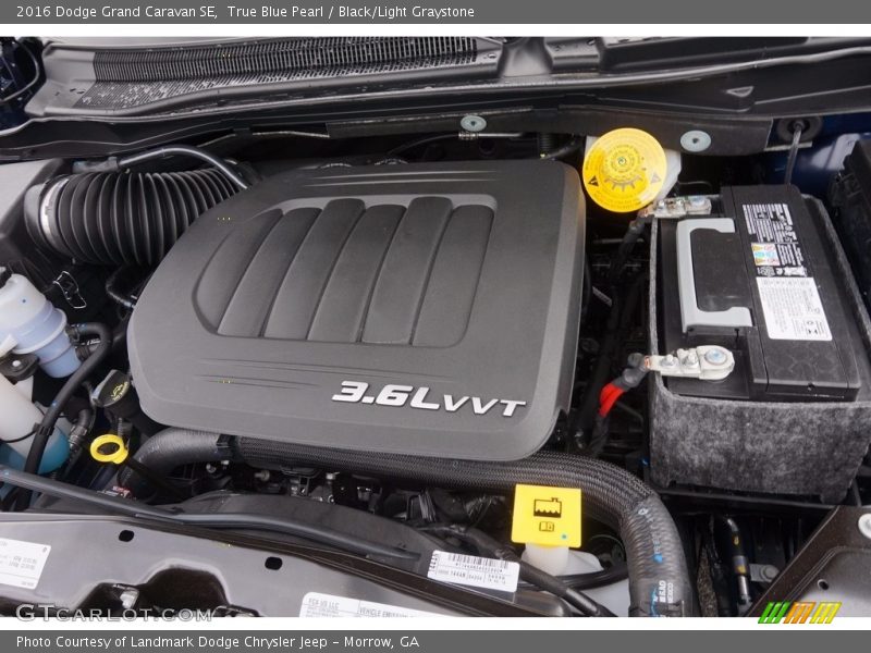 True Blue Pearl / Black/Light Graystone 2016 Dodge Grand Caravan SE