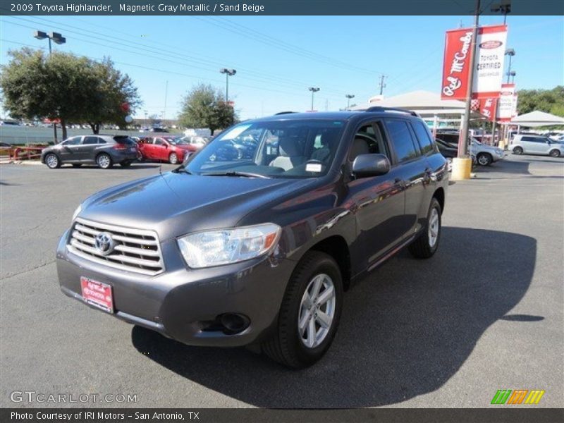 Magnetic Gray Metallic / Sand Beige 2009 Toyota Highlander