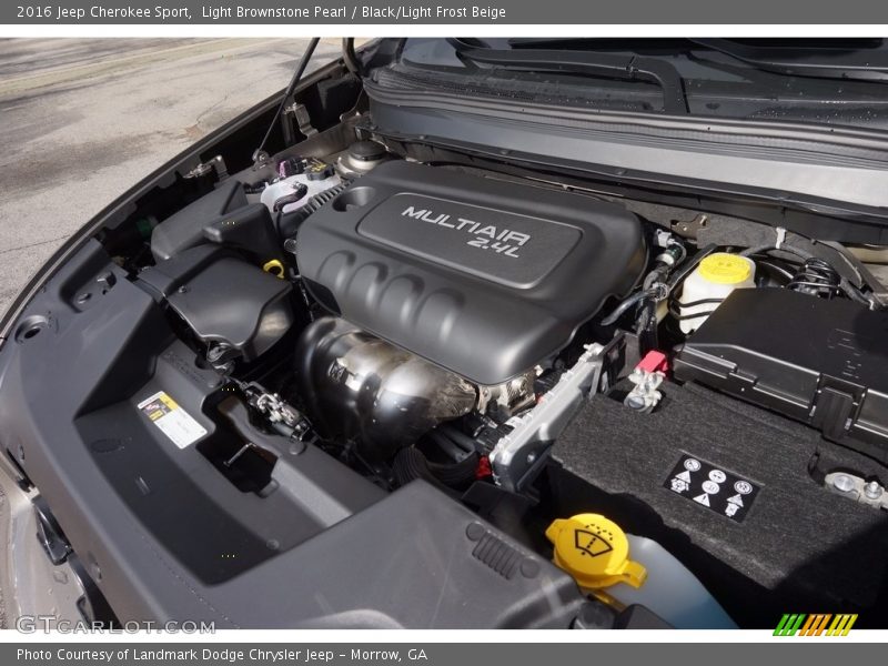 Light Brownstone Pearl / Black/Light Frost Beige 2016 Jeep Cherokee Sport