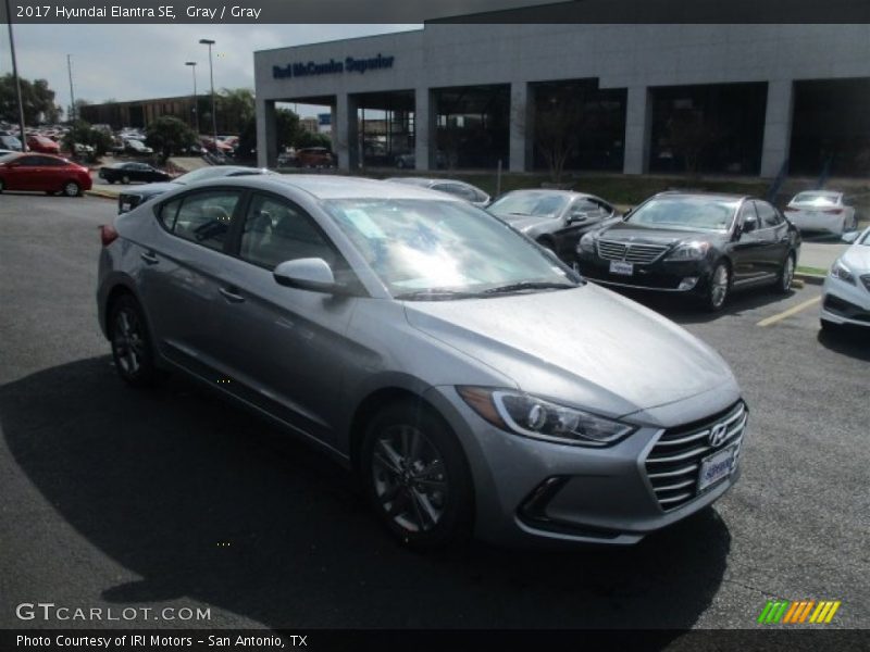 Gray / Gray 2017 Hyundai Elantra SE