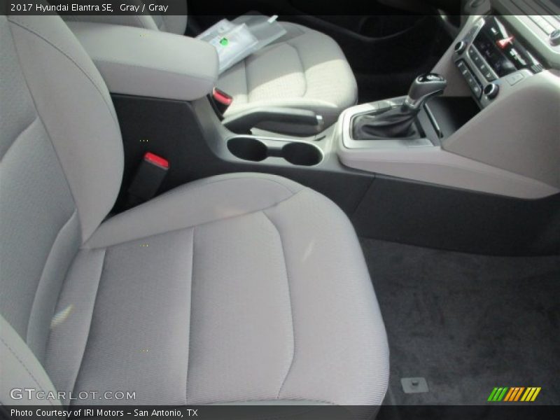 Gray / Gray 2017 Hyundai Elantra SE