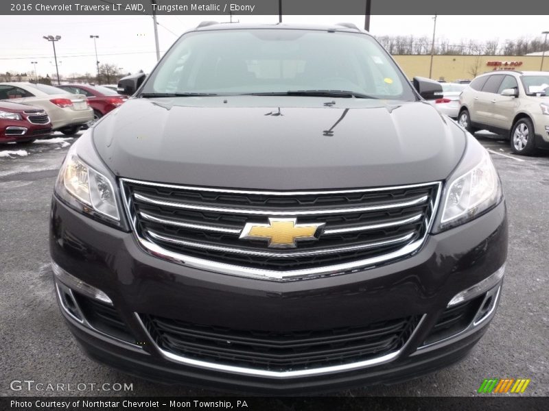 Tungsten Metallic / Ebony 2016 Chevrolet Traverse LT AWD
