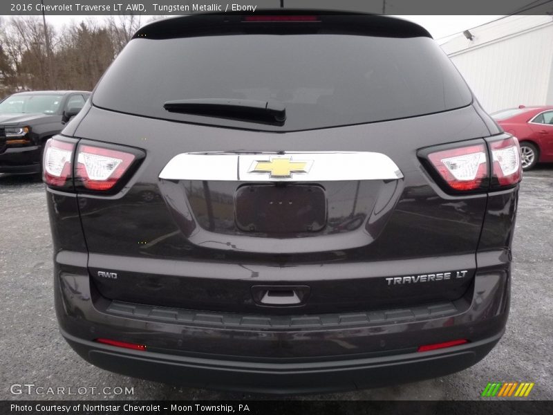 Tungsten Metallic / Ebony 2016 Chevrolet Traverse LT AWD