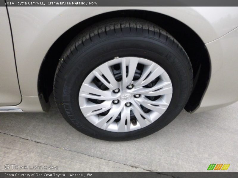 Creme Brulee Metallic / Ivory 2014 Toyota Camry LE