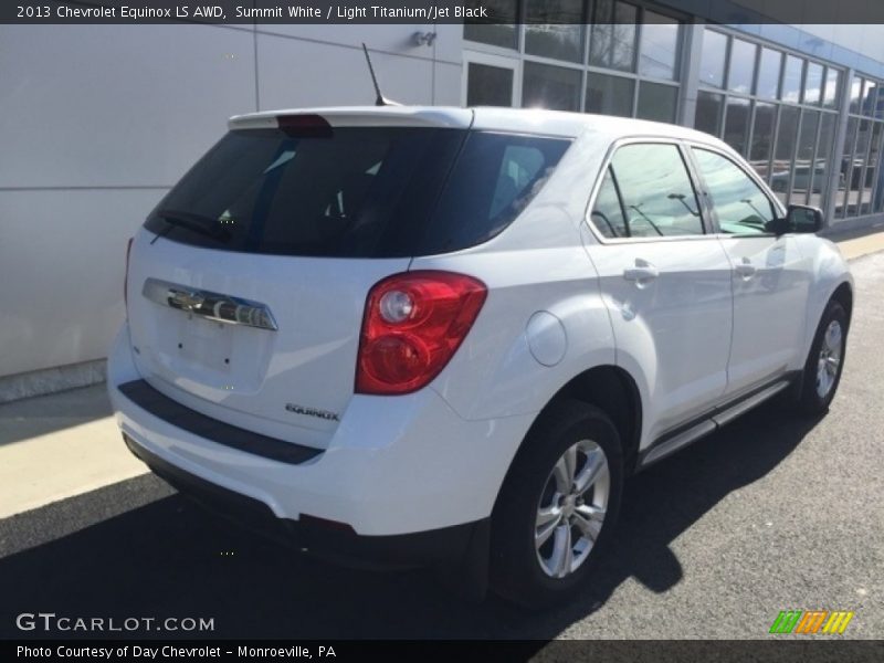 Summit White / Light Titanium/Jet Black 2013 Chevrolet Equinox LS AWD