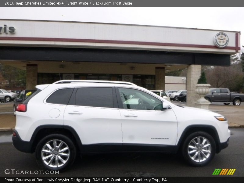 Bright White / Black/Light Frost Beige 2016 Jeep Cherokee Limited 4x4