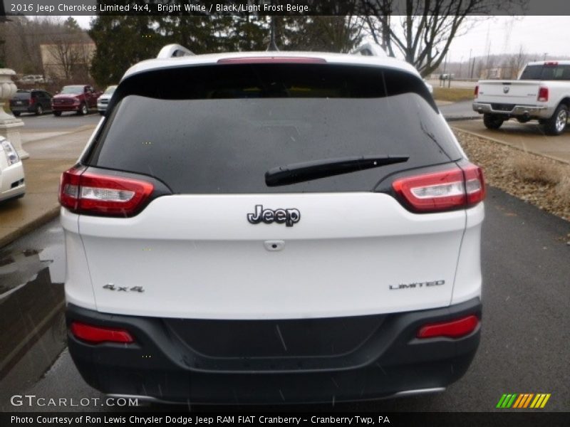 Bright White / Black/Light Frost Beige 2016 Jeep Cherokee Limited 4x4