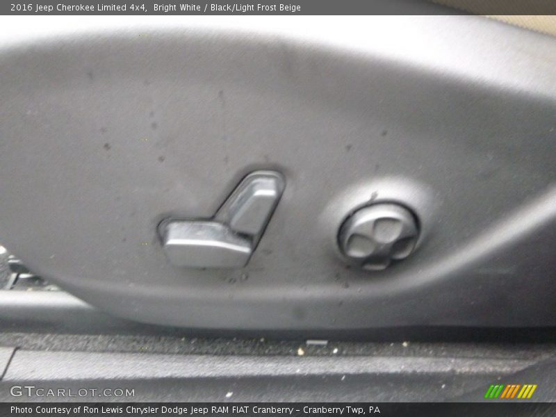 Bright White / Black/Light Frost Beige 2016 Jeep Cherokee Limited 4x4