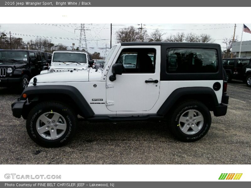 Bright White / Black 2016 Jeep Wrangler Sport
