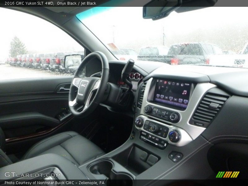 Onyx Black / Jet Black 2016 GMC Yukon SLT 4WD
