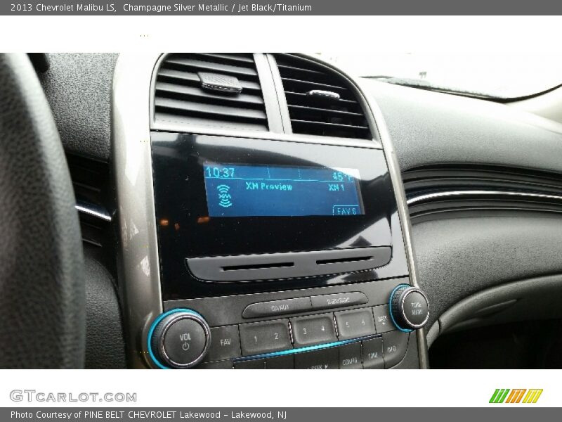 Champagne Silver Metallic / Jet Black/Titanium 2013 Chevrolet Malibu LS