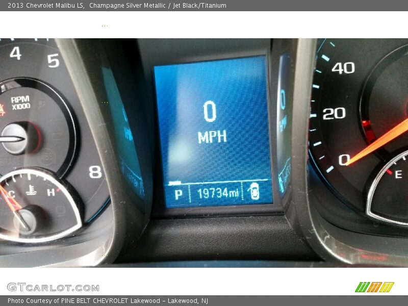 Champagne Silver Metallic / Jet Black/Titanium 2013 Chevrolet Malibu LS
