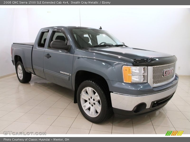 Front 3/4 View of 2008 Sierra 1500 SLE Extended Cab 4x4