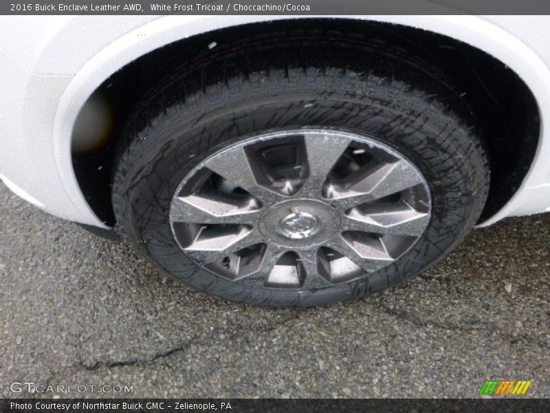 White Frost Tricoat / Choccachino/Cocoa 2016 Buick Enclave Leather AWD