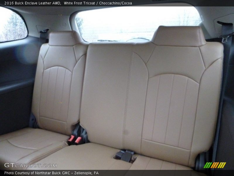 White Frost Tricoat / Choccachino/Cocoa 2016 Buick Enclave Leather AWD