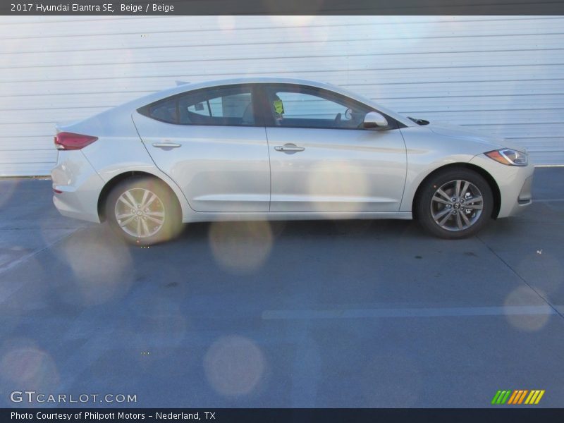 Beige / Beige 2017 Hyundai Elantra SE