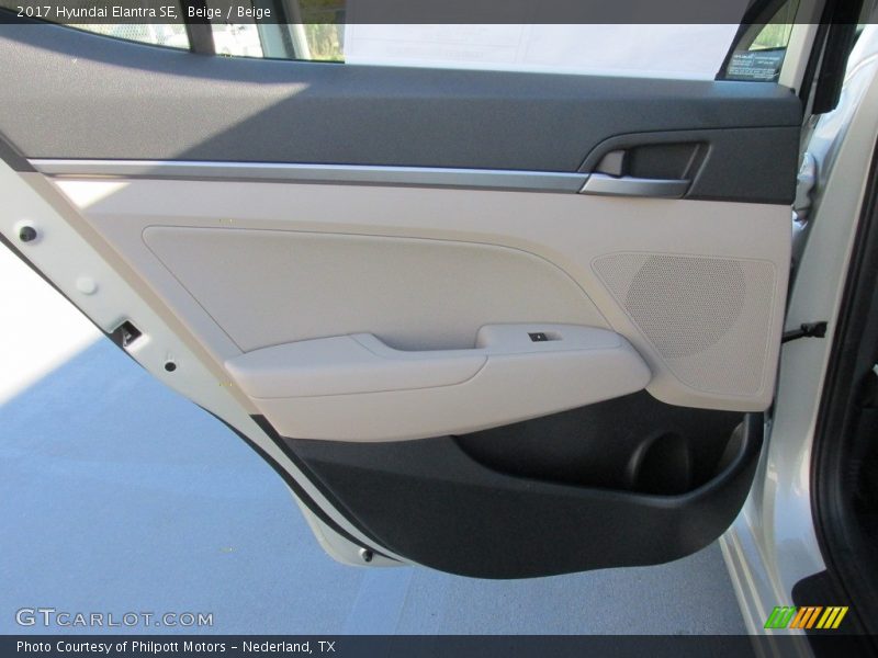 Beige / Beige 2017 Hyundai Elantra SE