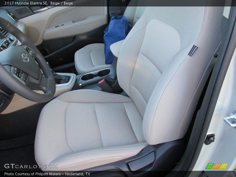 Beige / Beige 2017 Hyundai Elantra SE