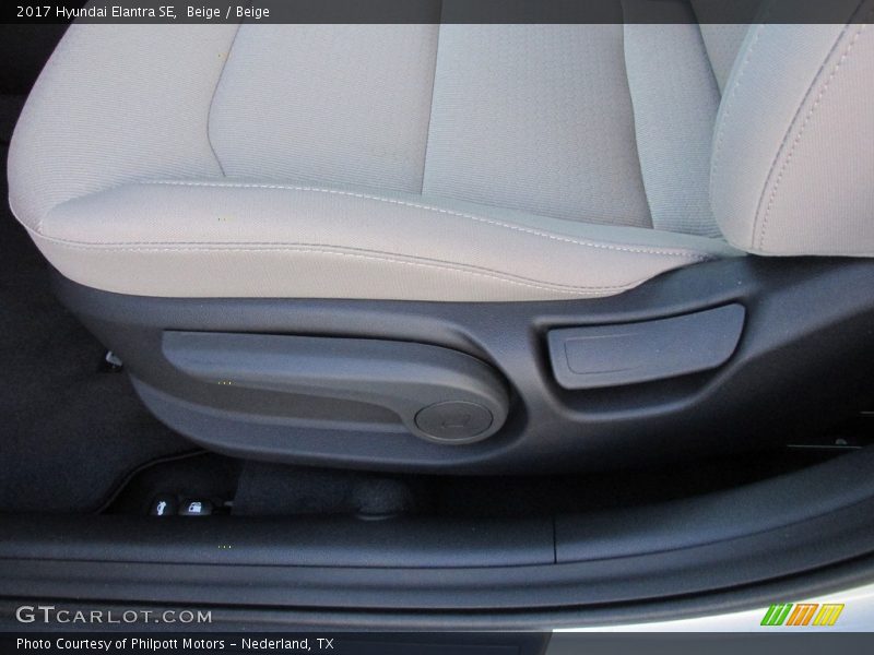 Beige / Beige 2017 Hyundai Elantra SE