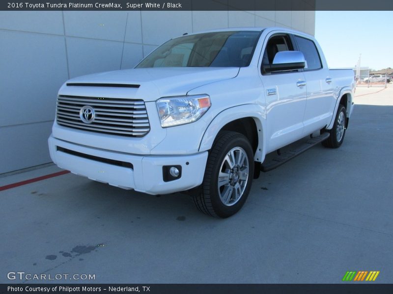 Front 3/4 View of 2016 Tundra Platinum CrewMax