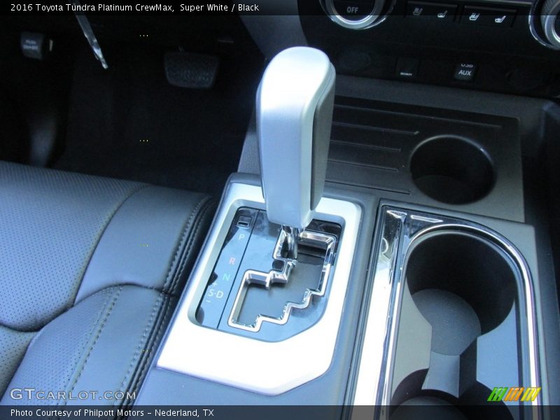 Super White / Black 2016 Toyota Tundra Platinum CrewMax