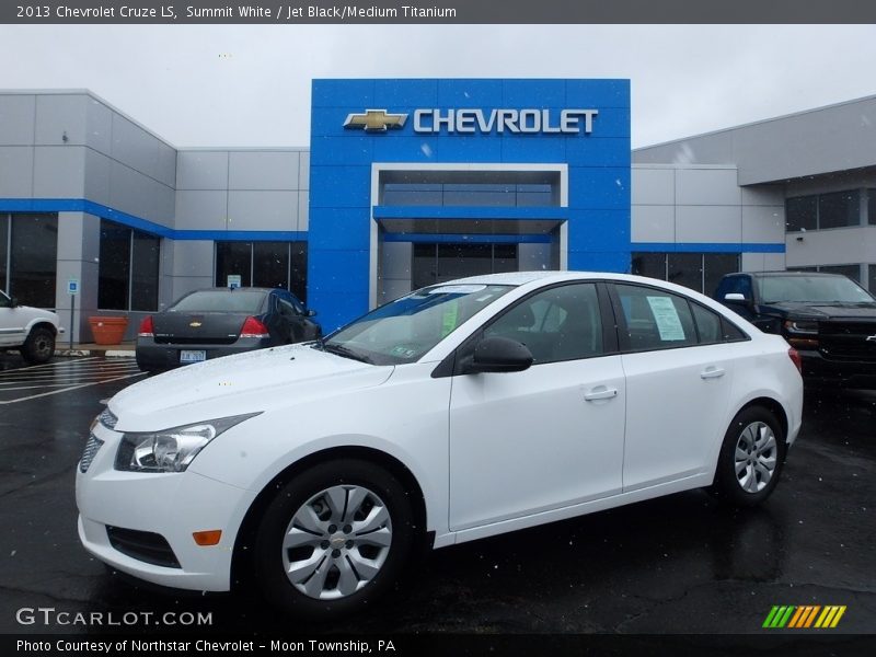 Summit White / Jet Black/Medium Titanium 2013 Chevrolet Cruze LS