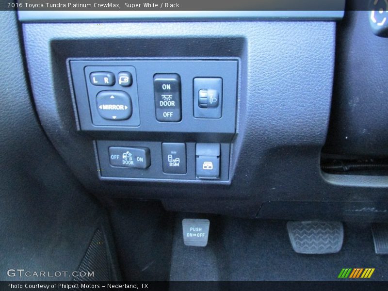 Super White / Black 2016 Toyota Tundra Platinum CrewMax