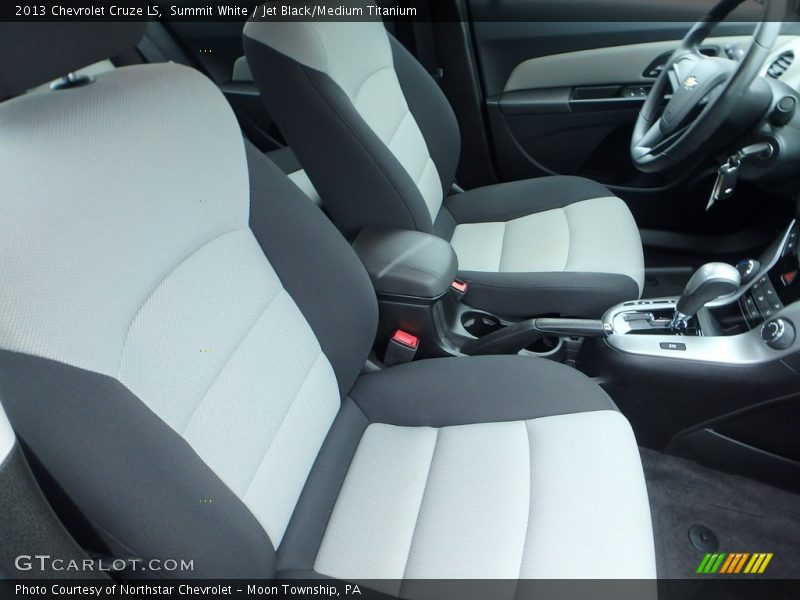 Summit White / Jet Black/Medium Titanium 2013 Chevrolet Cruze LS