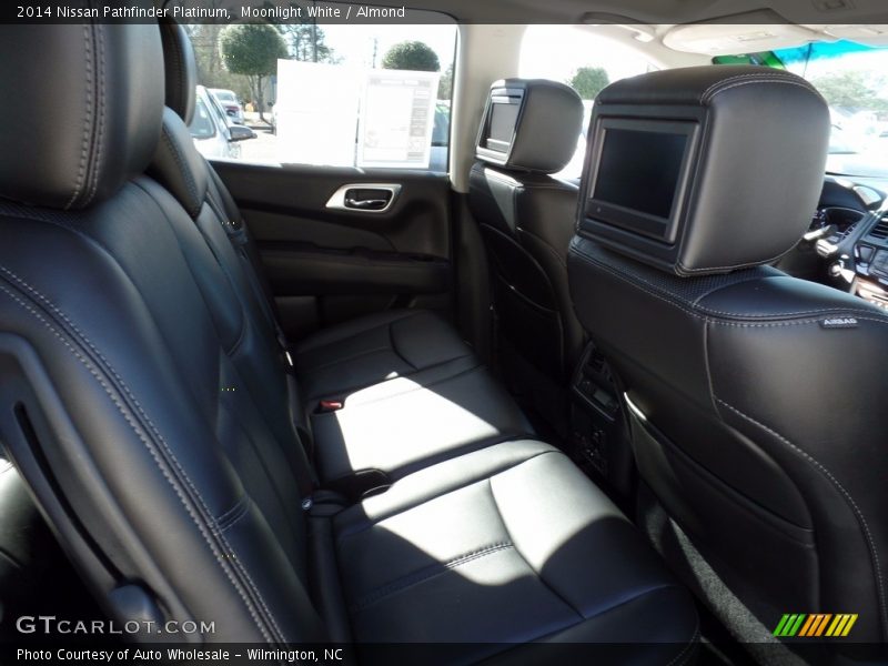 Moonlight White / Almond 2014 Nissan Pathfinder Platinum