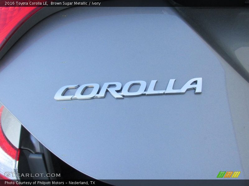 Brown Sugar Metallic / Ivory 2016 Toyota Corolla LE