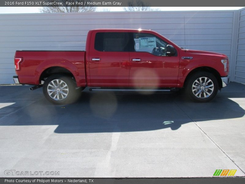 Race Red / Medium Earth Gray 2016 Ford F150 XLT SuperCrew