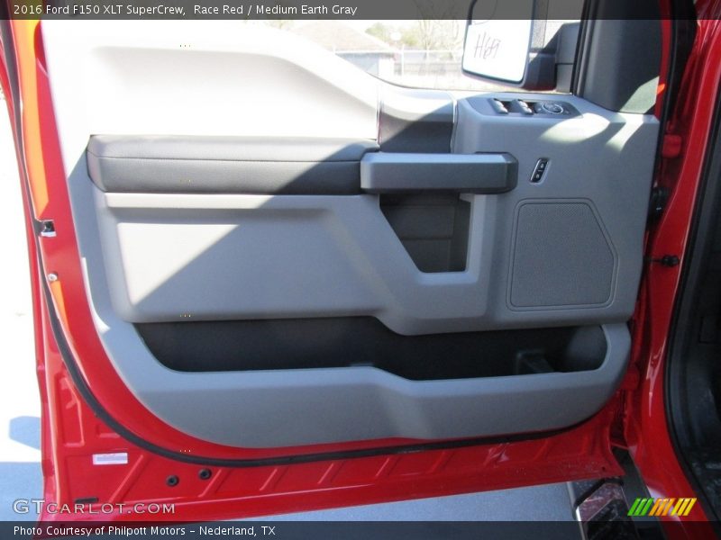 Race Red / Medium Earth Gray 2016 Ford F150 XLT SuperCrew