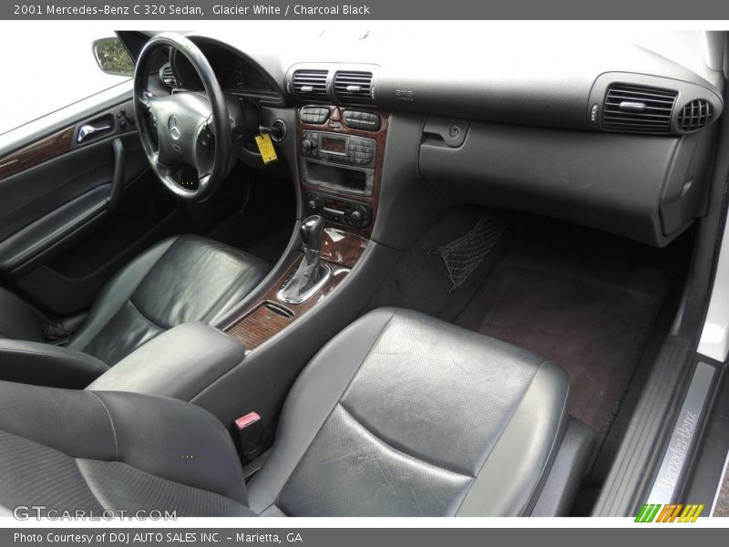 Glacier White / Charcoal Black 2001 Mercedes-Benz C 320 Sedan
