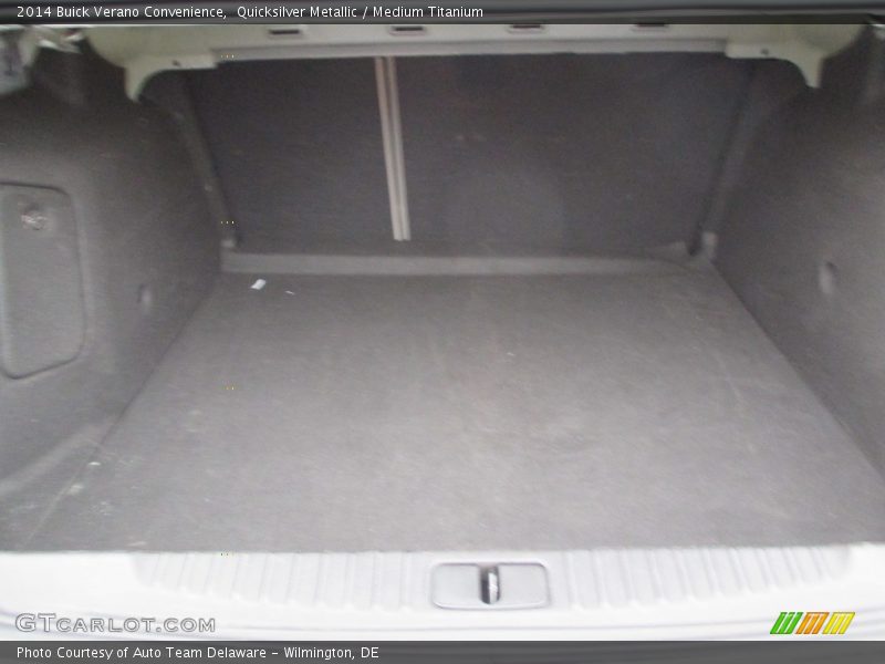 Quicksilver Metallic / Medium Titanium 2014 Buick Verano Convenience