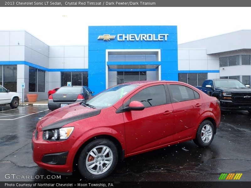 Front 3/4 View of 2013 Sonic LT Sedan