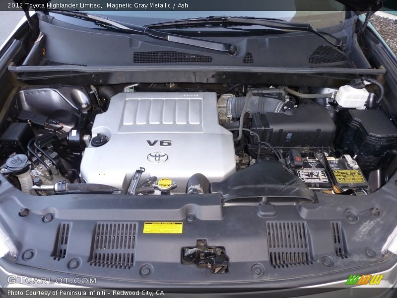 Magnetic Gray Metallic / Ash 2012 Toyota Highlander Limited