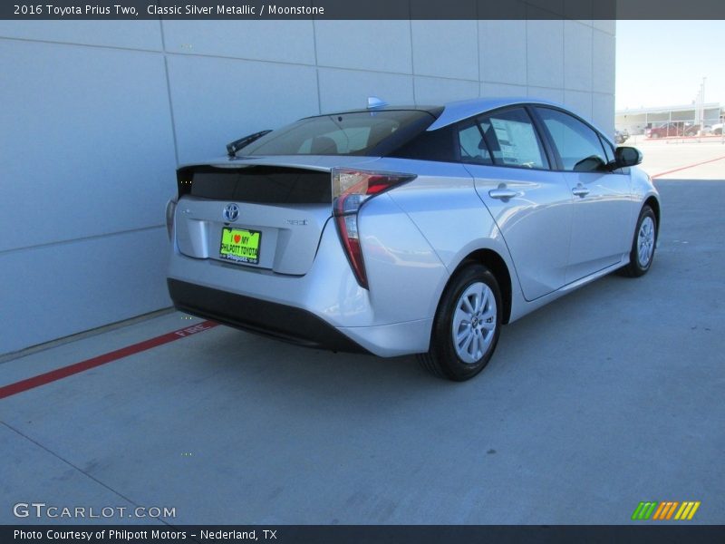 Classic Silver Metallic / Moonstone 2016 Toyota Prius Two