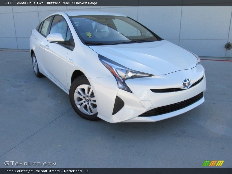Blizzard Pearl / Harvest Beige 2016 Toyota Prius Two