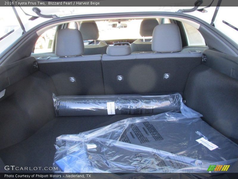 Blizzard Pearl / Harvest Beige 2016 Toyota Prius Two