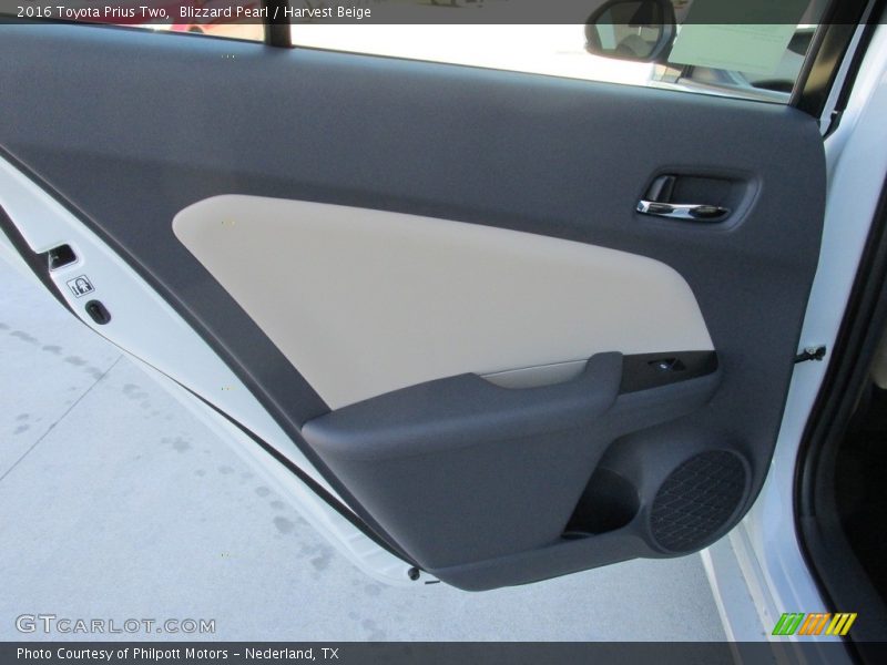 Blizzard Pearl / Harvest Beige 2016 Toyota Prius Two