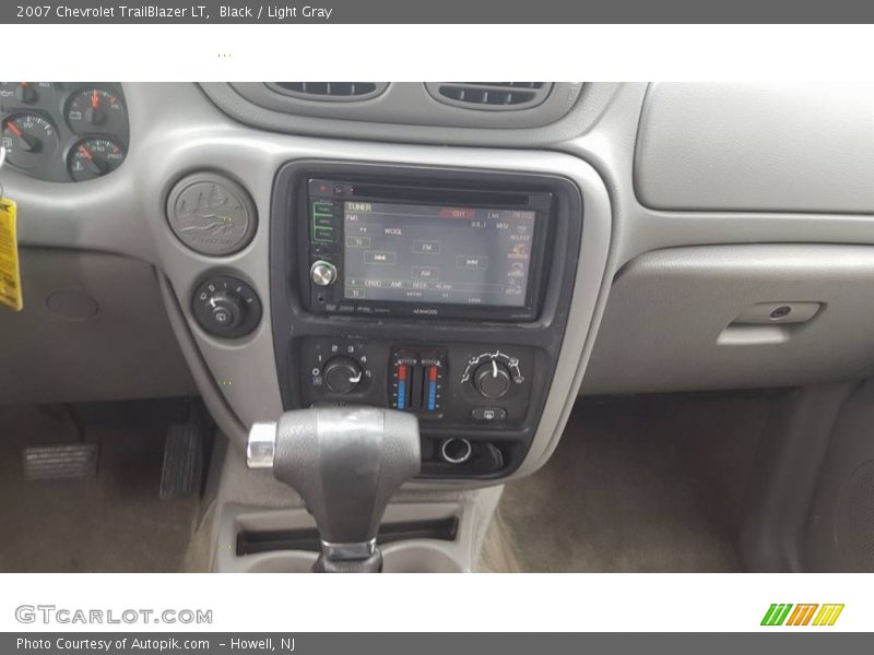 Black / Light Gray 2007 Chevrolet TrailBlazer LT