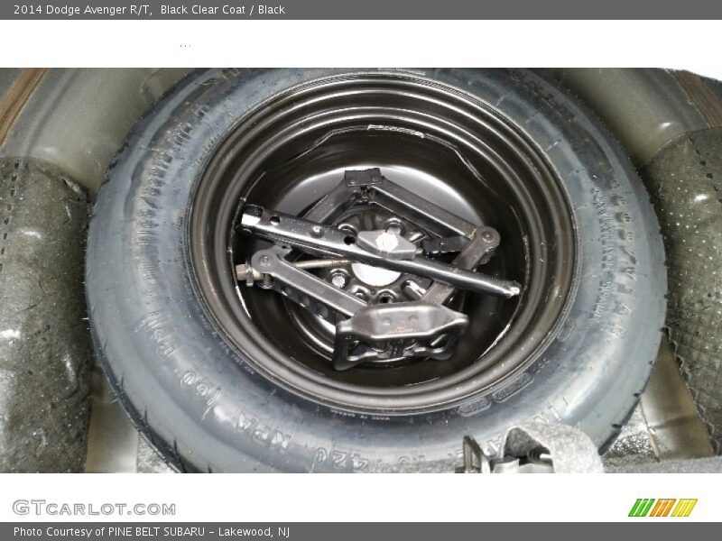 Black Clear Coat / Black 2014 Dodge Avenger R/T