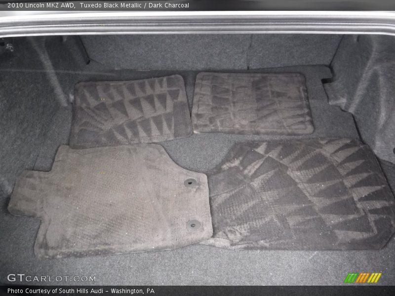 Tuxedo Black Metallic / Dark Charcoal 2010 Lincoln MKZ AWD