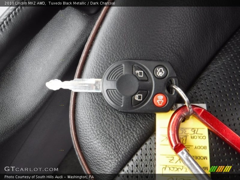 Tuxedo Black Metallic / Dark Charcoal 2010 Lincoln MKZ AWD