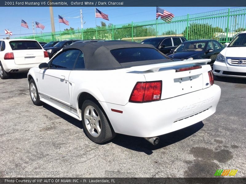 Oxford White / Dark Charcoal 2001 Ford Mustang V6 Convertible